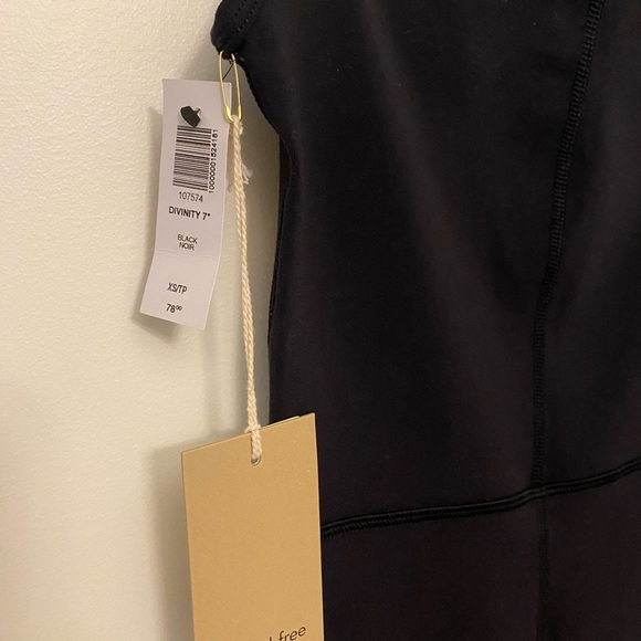 ARITZIA WILFRED FREE DIVINITY ROMPER 7” SIZE XTRA SMALL BLACK - Picture 4 of 5